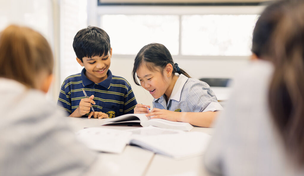 Junior School students learning 3