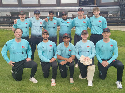 Simon with his Cambridge team at Fenner's, prior to the College's XI (3rds) T20 Varsity against Oxford
