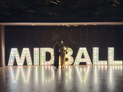 Mid Ball