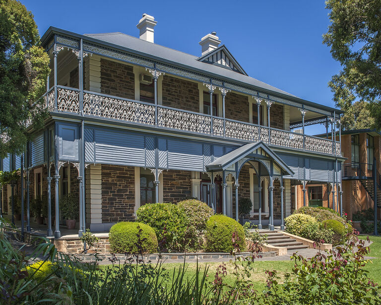 Bills House, Middle School