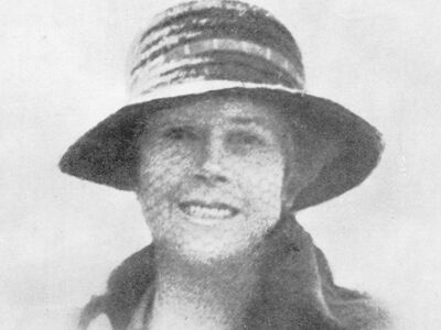 Mrs L Smith - Headmistress (1915-25)