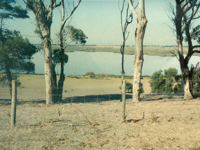 Old Watalunga waterfront before development in 1989
