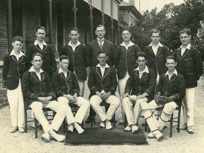 King's Cricket XI in 1925